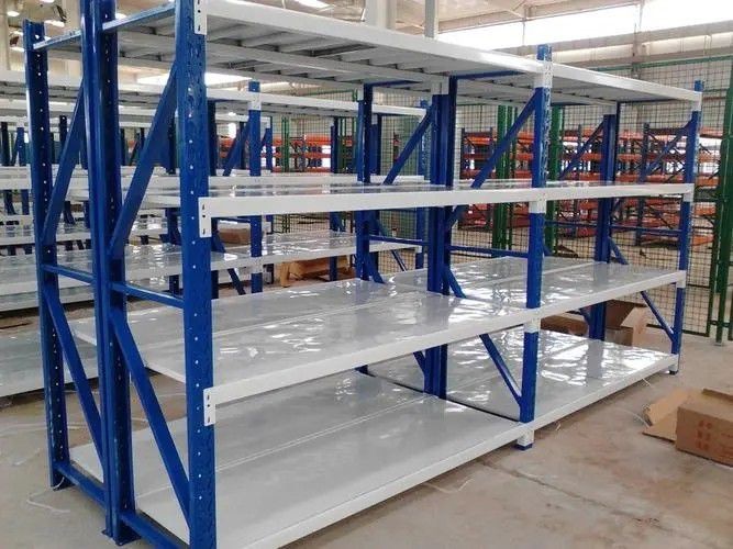 Cold drawn seamless steel pipeShelves